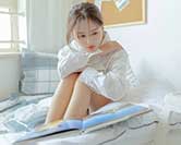 아직 학생티가 나는 미소녀